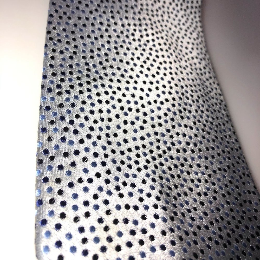 chaotic dot banana republic 100% silk